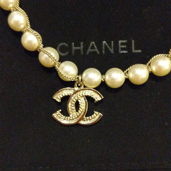 Chanel bracelet - Picture 8 of 13